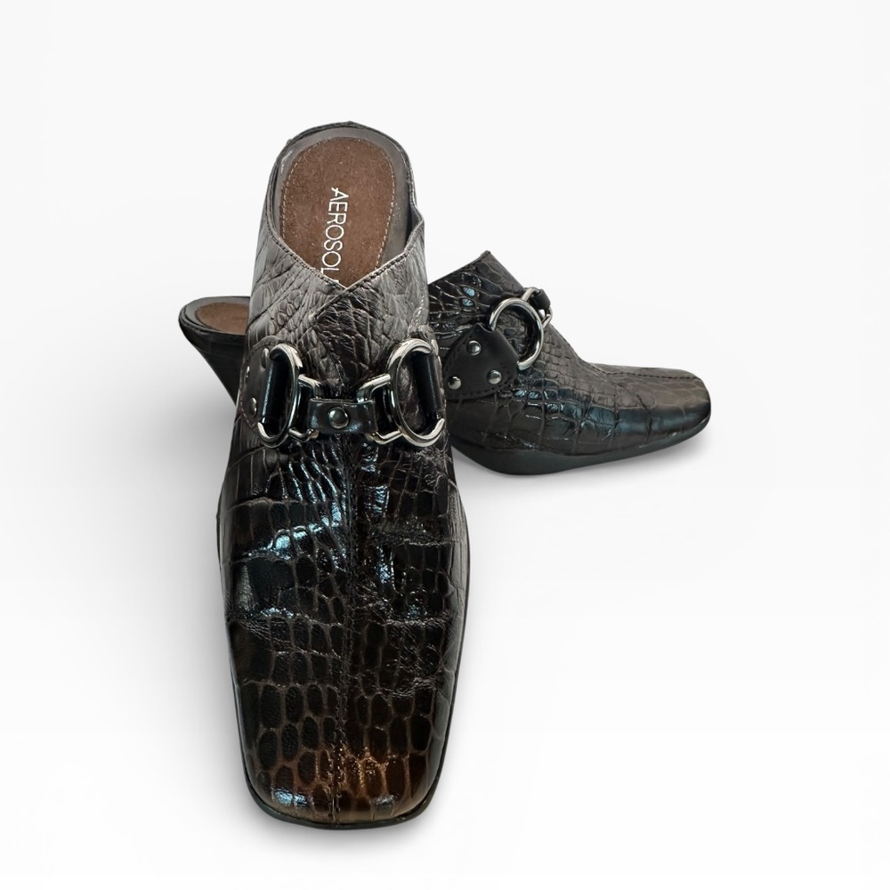 AEROSOLES Cinch Worm Mule Brown Crocs  Square Toe 8
